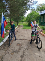 Познавательно - игровая программа «Триколор страны родной»